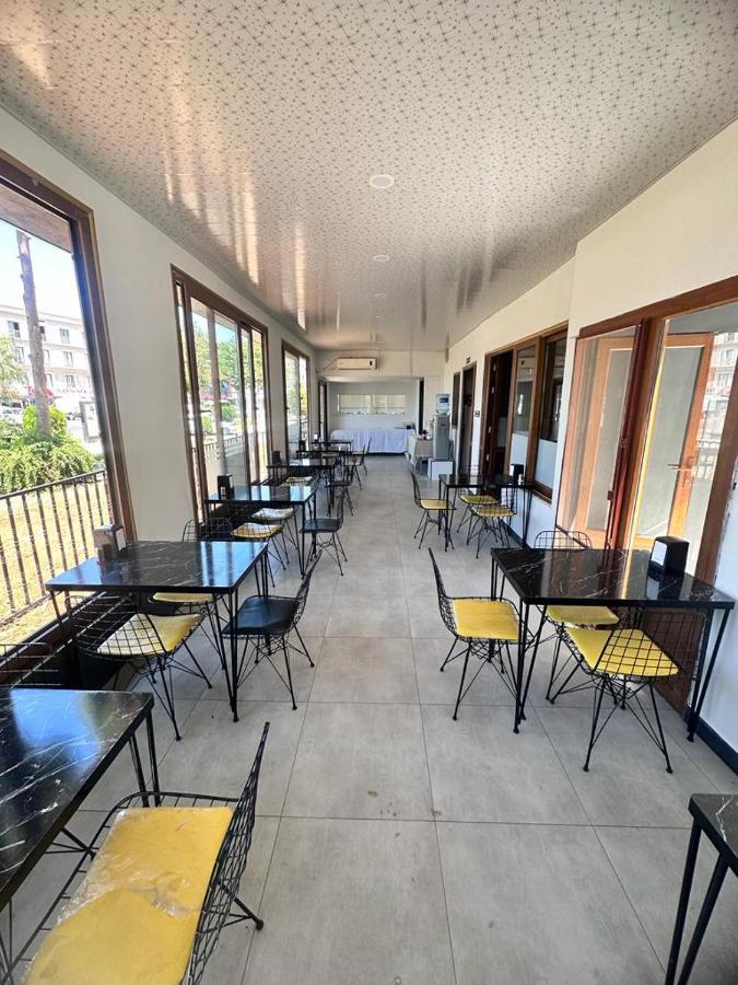 Tan Otel 梅尔辛 外观 照片